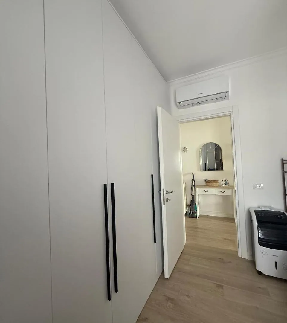 Troi Apartament Влёра Апартаменты