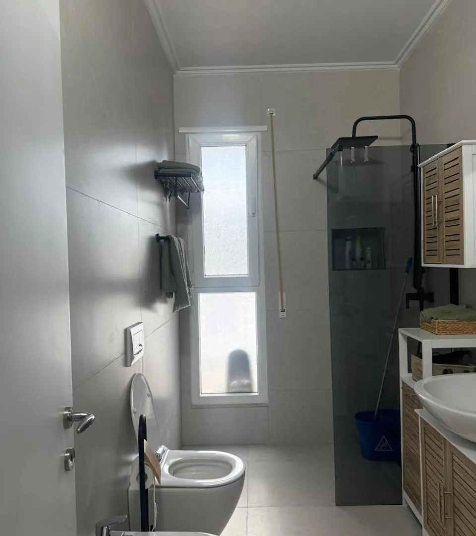 Troi Apartament Влёра